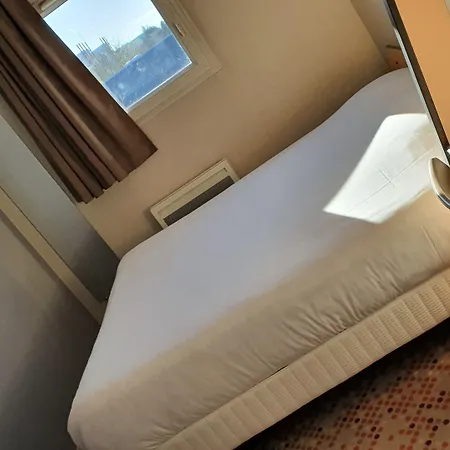 Hotel Welcomotel Coignières