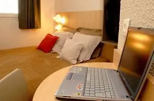 Welcomotel 2* Coignières