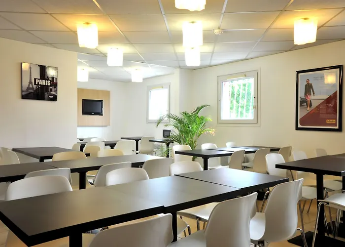 Welcomotel Hotel Coignières