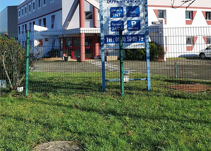 Welcomotel Coignières