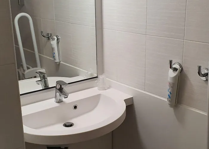 Отель Welcomotel 2*